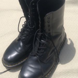 Doc Martens 1490. Size 11.